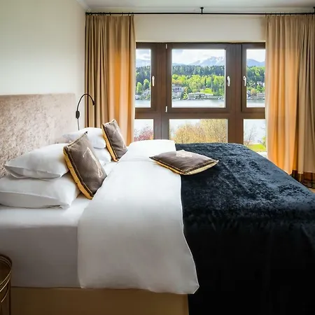 Seehotel Europa ホテル フェルデン・アム・ヴェルターゼー